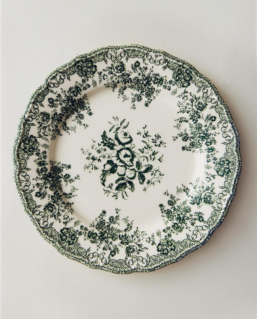 FLORAL EARTHENWARE DINNER PLATE