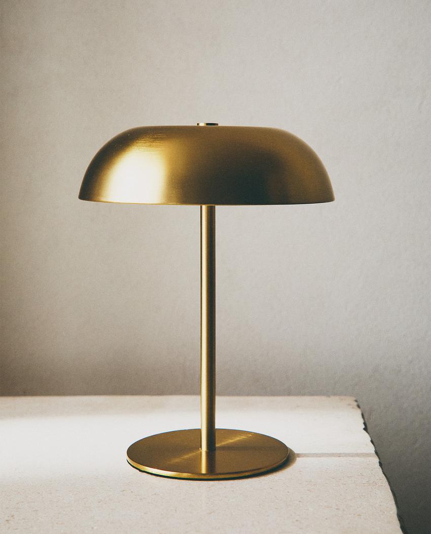 MONOCHROME CORDLESS TABLE LAMP