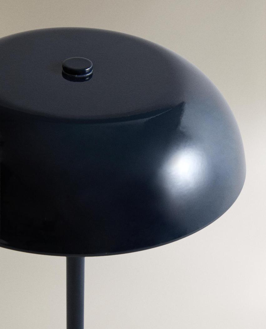 MONOCHROME CORDLESS TABLE LAMP