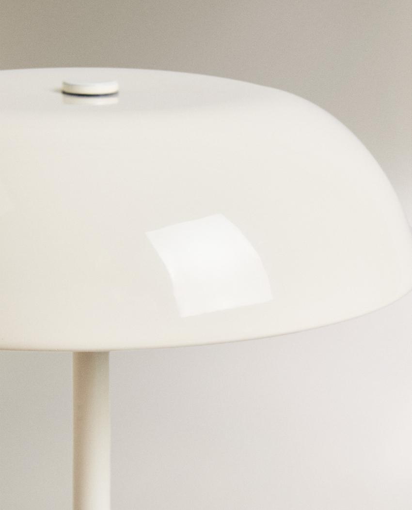 MONOCHROME CORDLESS TABLE LAMP