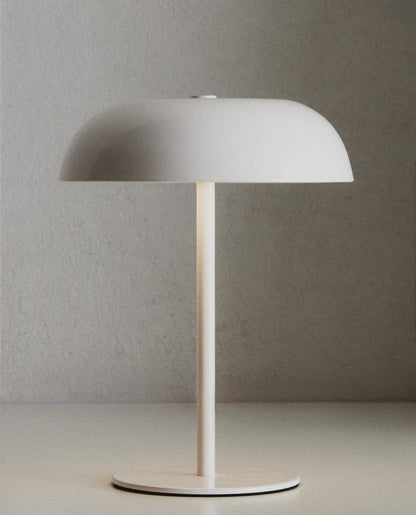 MONOCHROME CORDLESS TABLE LAMP