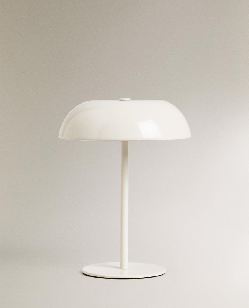 MONOCHROME CORDLESS TABLE LAMP