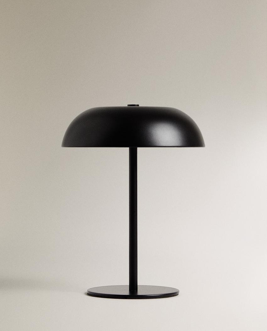 MONOCHROME CORDLESS TABLE LAMP