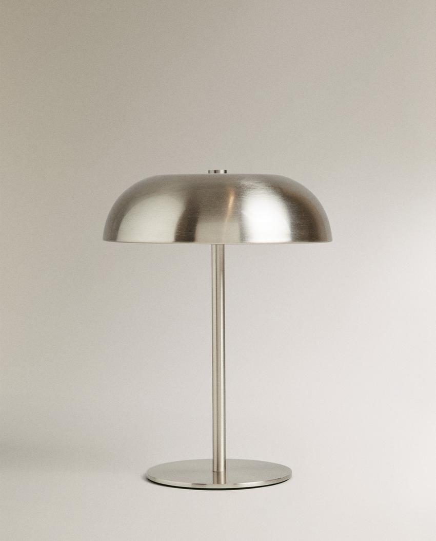 MONOCHROME CORDLESS TABLE LAMP